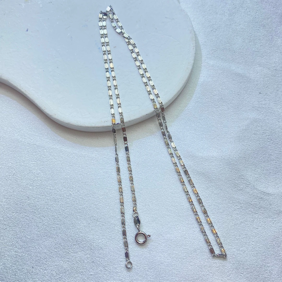 项链 P白色设计款项链多样性发货19476