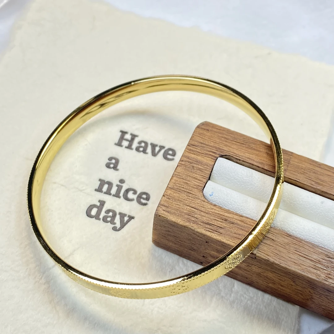 手镯W黄色叶子闭口手镯多样性发货40705