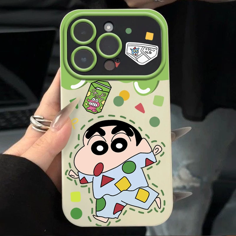 卡通睡衣小新iPhone14promax镜头框手机壳苹果13/12/11全包软套潮
