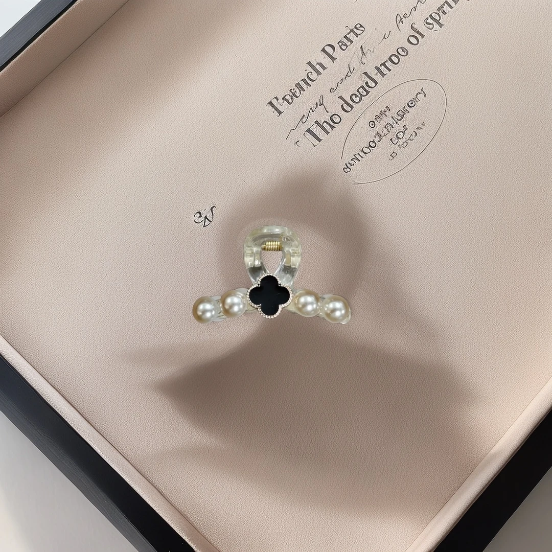 钻105优雅水滴小刘海抓夹