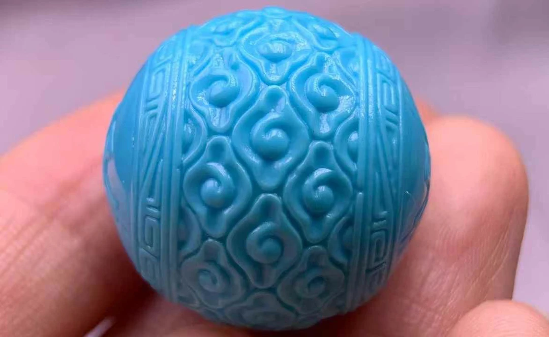 绿松石云盖寺云纹圆珠，货质细腻干净无瑕，尺寸21.5mm，重11.9克