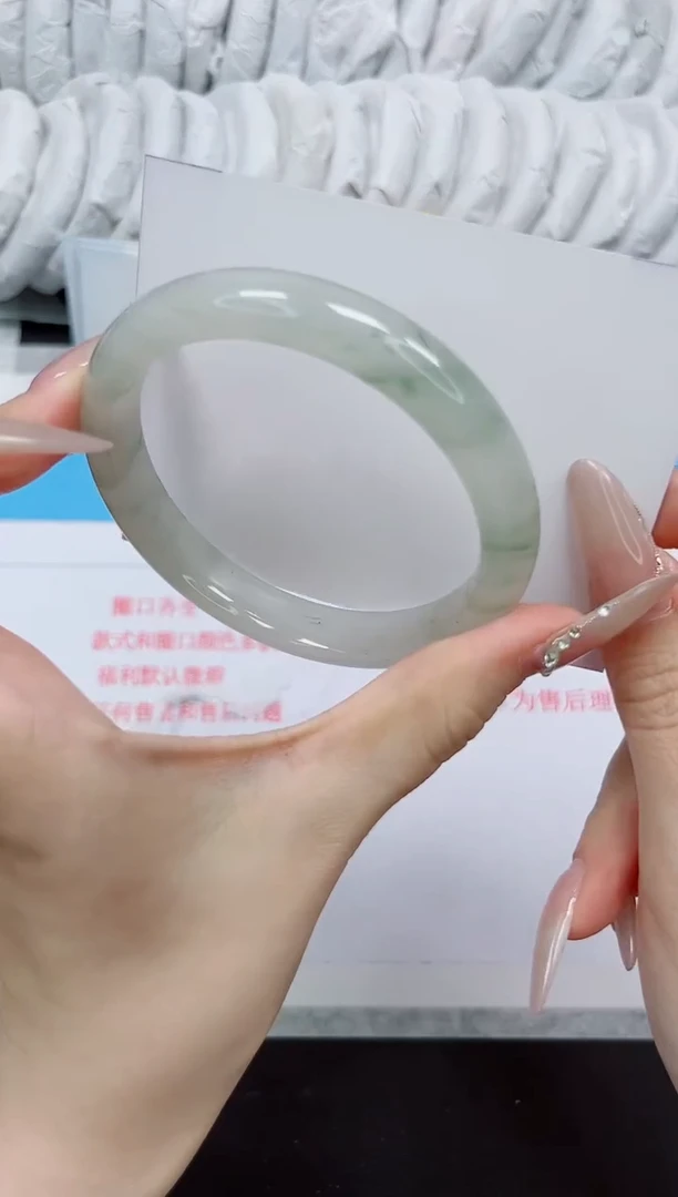 【闪购商品】石英质玉手镯未镶嵌119
