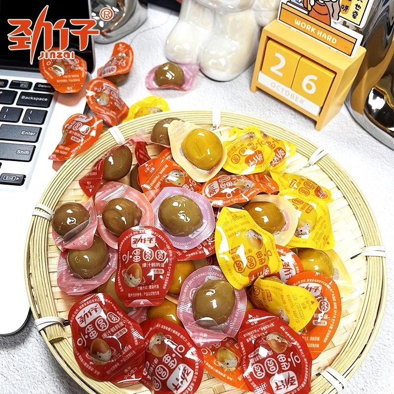 爆汁鹌鹑蛋卤蛋圆圆香辣卤香味网红解馋零食小吃休闲食品推荐充饥