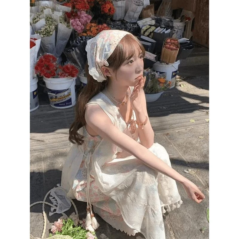 夏季新款时尚甜美碎花拼接度假风吊带裙流苏罩衫两件套装