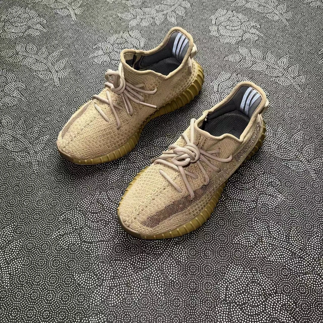 39码休闲鞋 adidas Yeezy350大地棕 99新无原盒 全新价3909