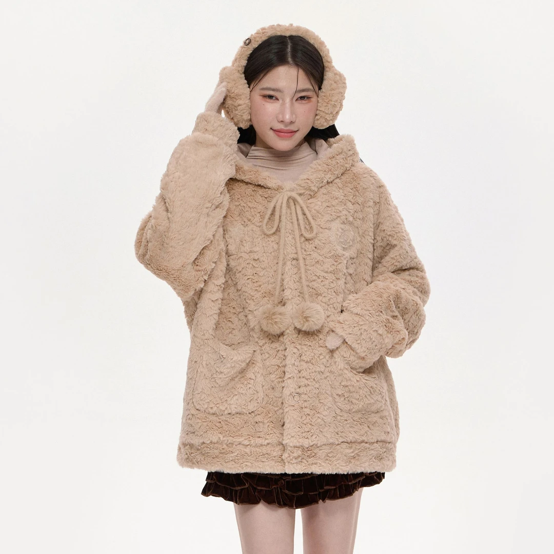 NCXK-冬季可爱毛绒小熊刺绣两面穿连帽毛毛外套加厚保暖WT315