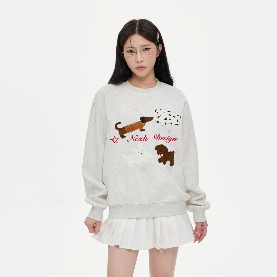 【清清】NCXK可爱狗狗聚会立体毛巾绣圆领卫衣休闲百搭WY304