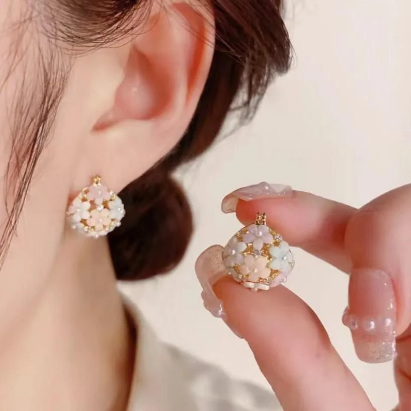 铜合金耳饰铜合金耳饰耳钉新款彩色花朵蓝小球耳扣7699