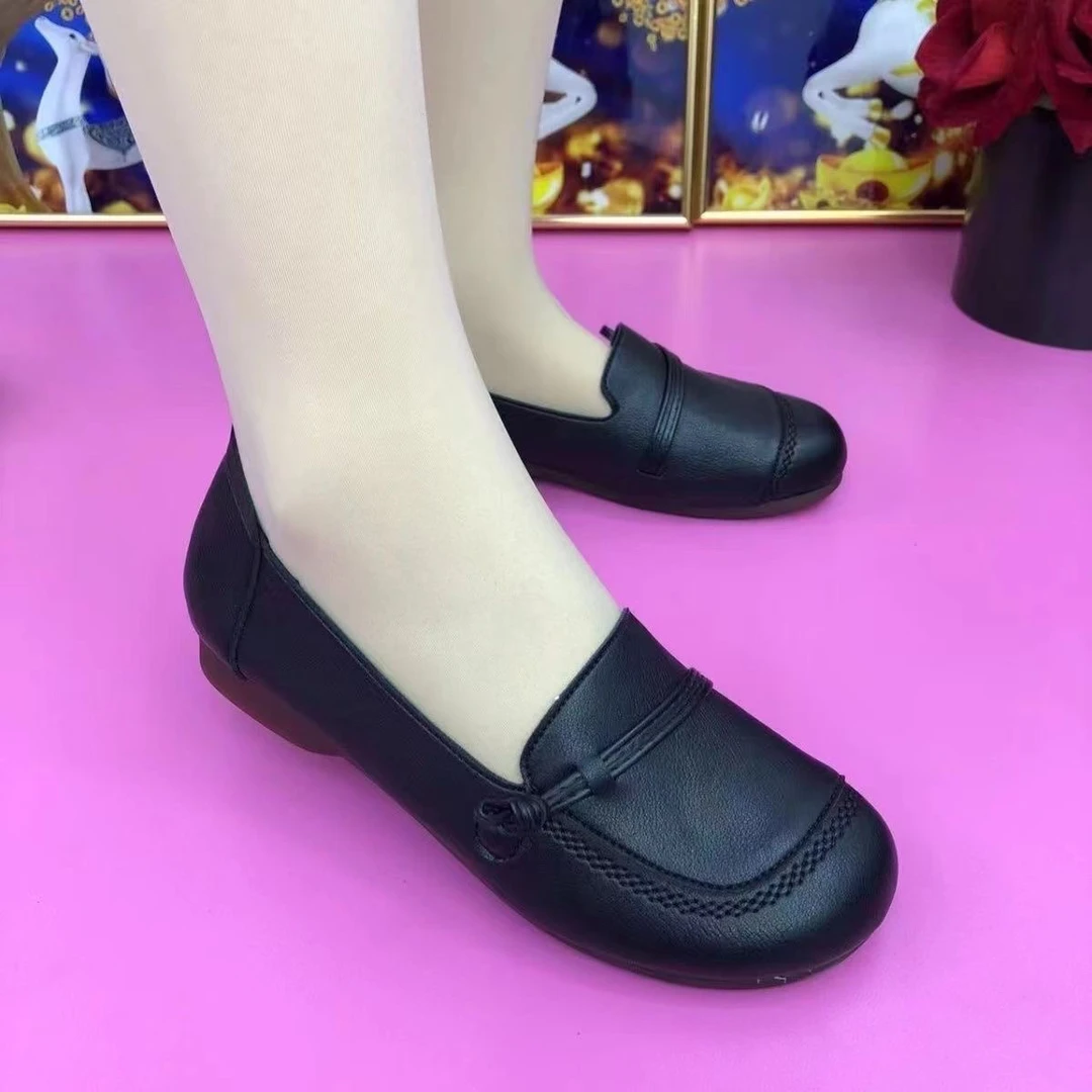 2024新款真皮单鞋女防滑软底秋季新款平底妈妈鞋防滑休闲女鞋