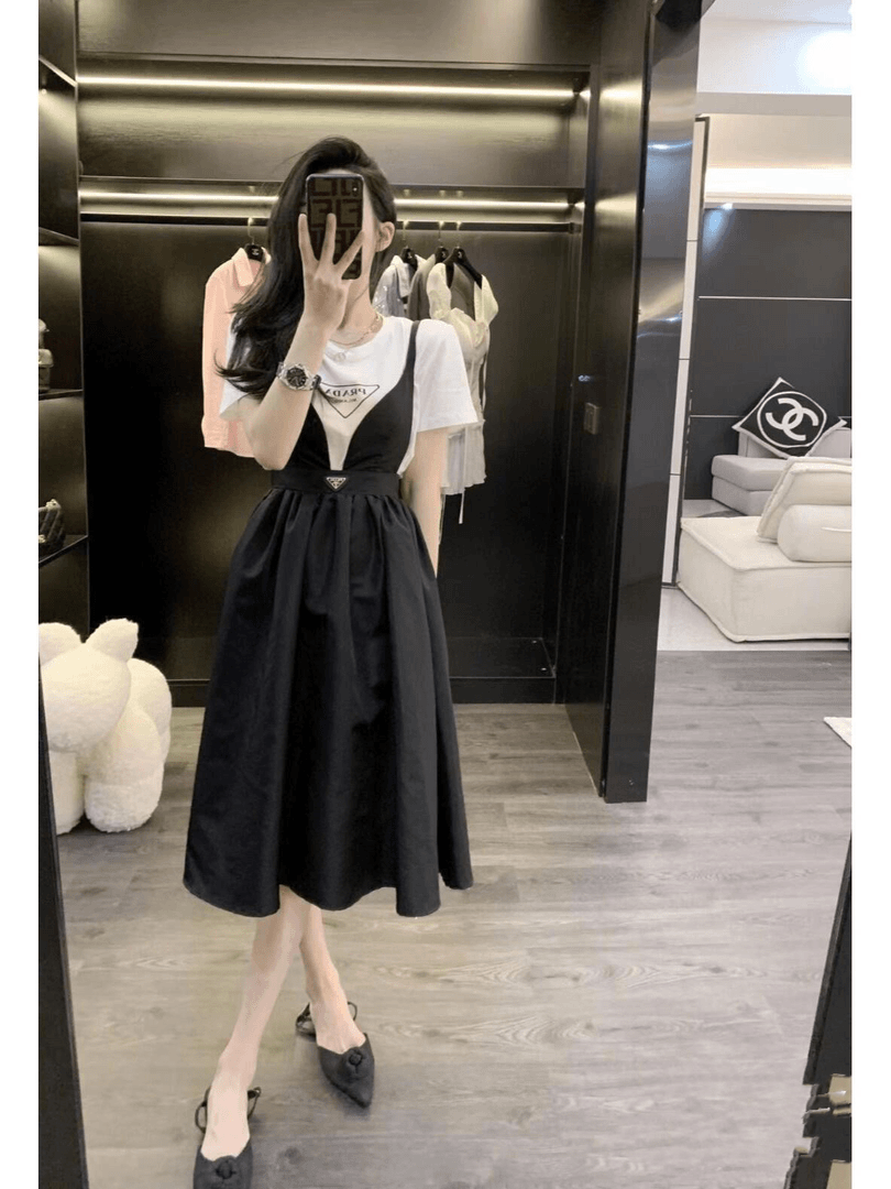 Prada/普拉达dd0507 三角标黑色吊带连衣裙 38码