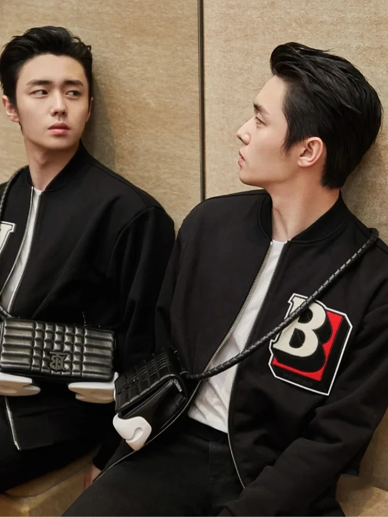 YF1065 Burberry 巴宝莉 植绒logo拉链外套 M码 公价11500 95新