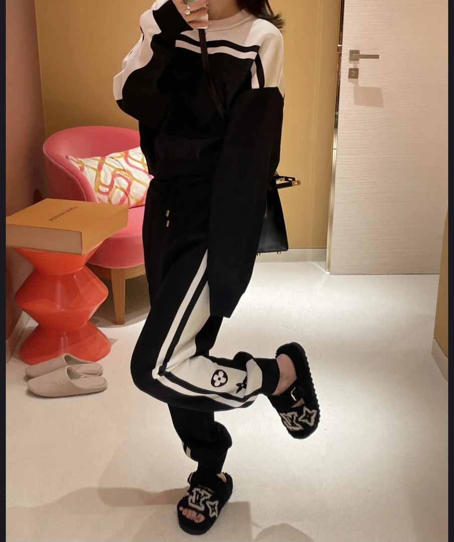 LouisVuitton/路易威登 bb0720 三花长裤 XS码 95新