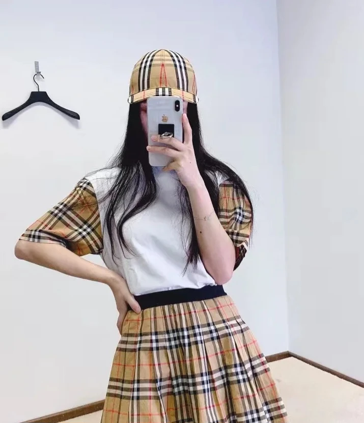 12705 Burberry 巴宝莉 经典格纹鸭舌帽 s码 公价2700 无配件95新