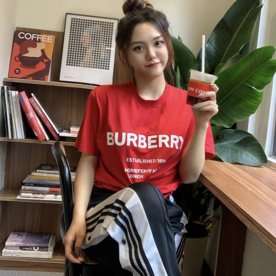 BURBERRY/博柏利 23239 红色标语短袖 S码 95新