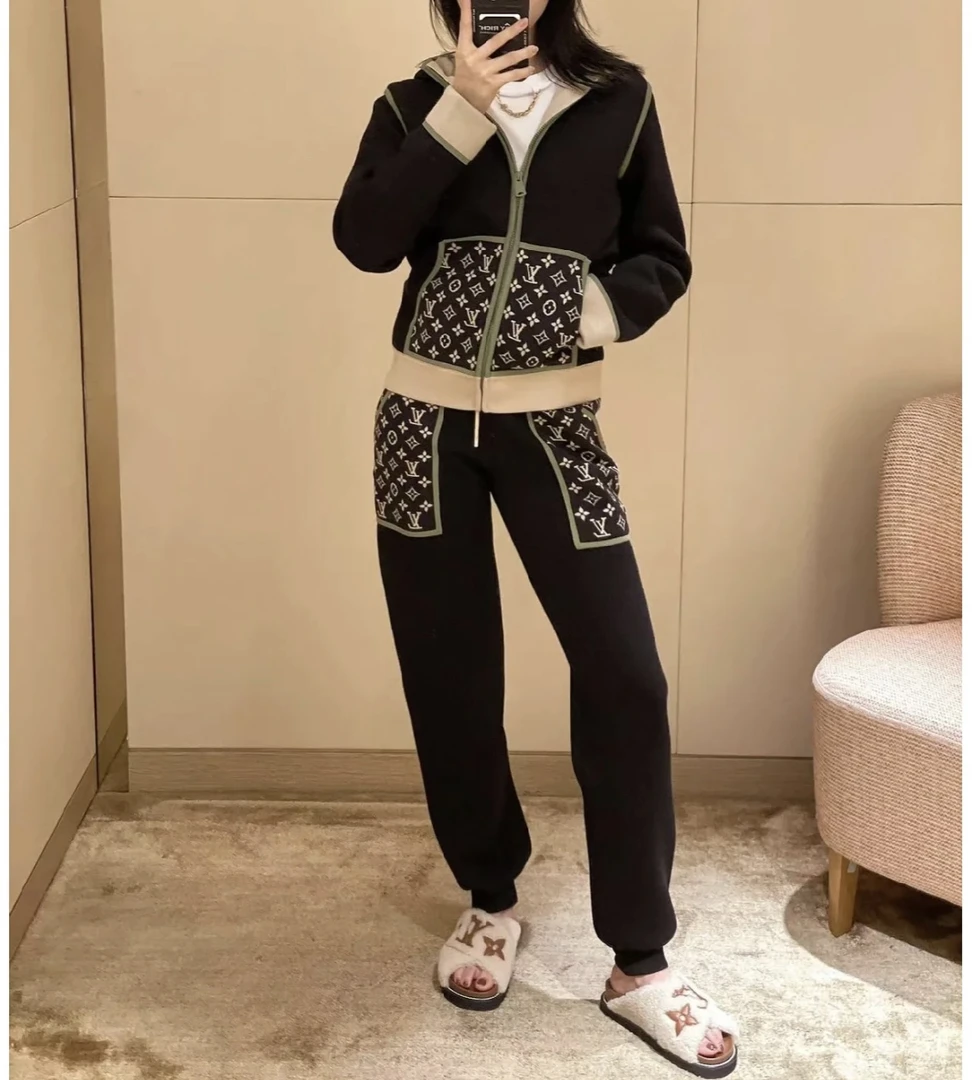 LouisVuitton/路易威登yf993 老花拼接羊毛运动裤 s码