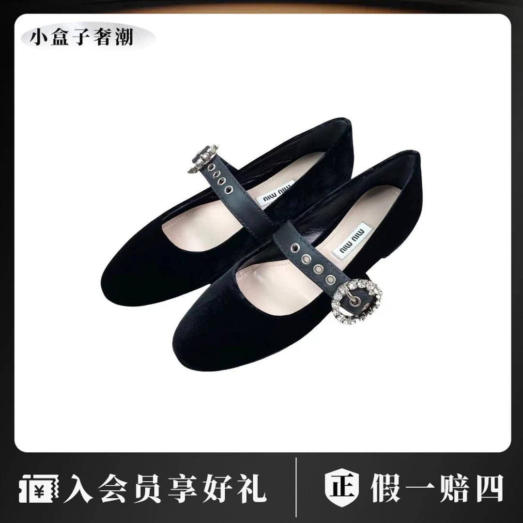 miumiu/谬谬 yd0002 黑色钻扣小平鞋 36码