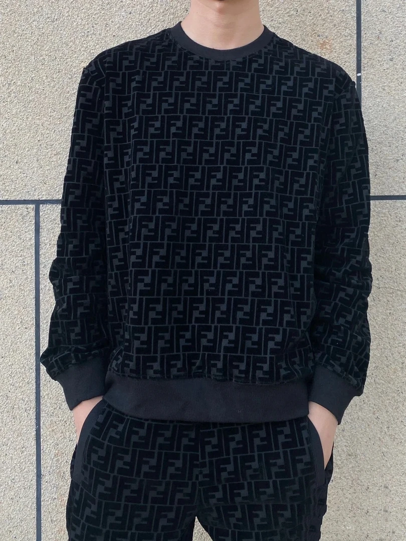 FENDI/芬迪  23345  满印卫衣 s码
