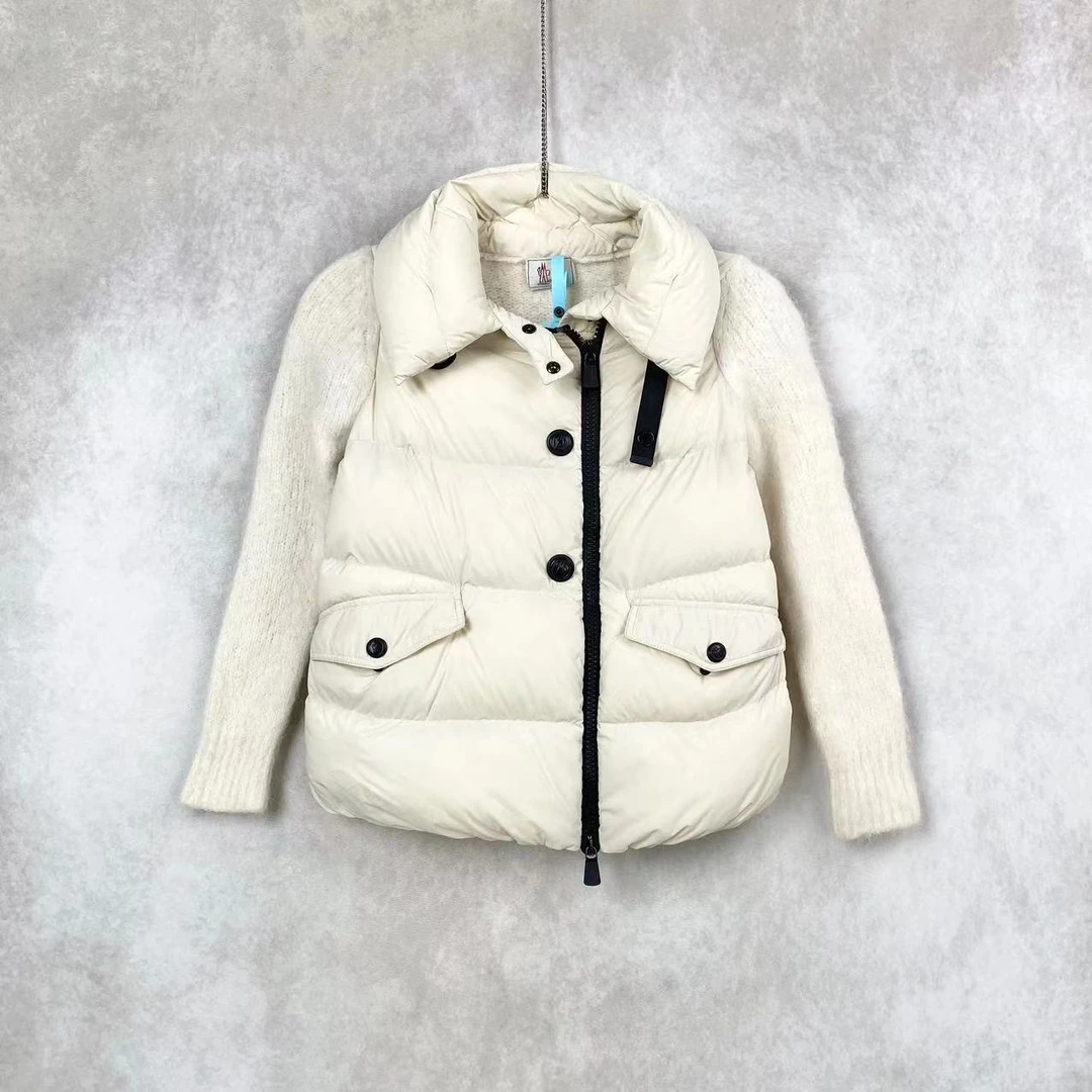 95新 MONCLER  一六六五二 羽绒拼接针织羽绒服 s码   微瑕