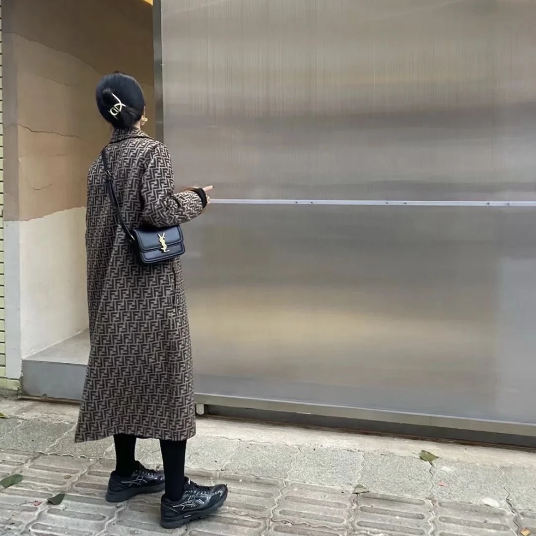 FENDI/芬迪 bb0035  老花大衣 38码