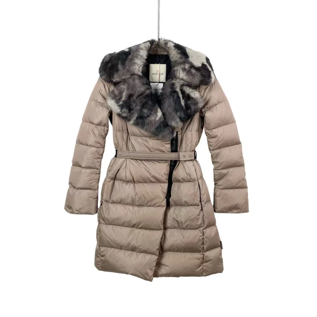 95新 MONCLER aa0690羽绒 棕色毛领羽绒服 00码