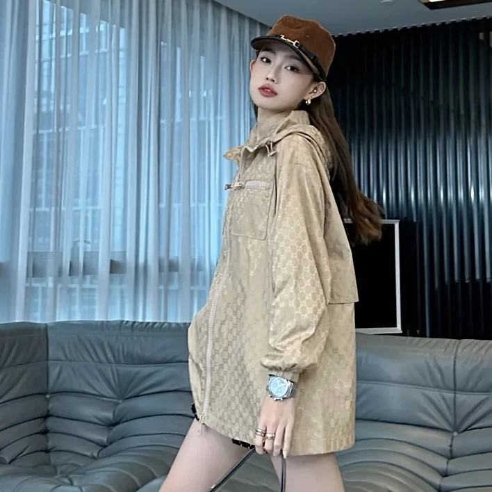 GUCCI/古驰  bb0465 老花满印冲锋衣 40码 95新