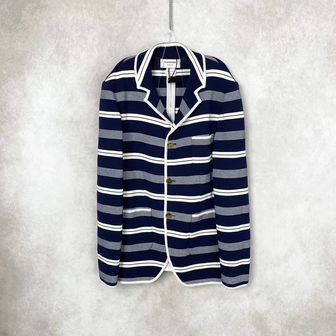 12915 Thom Browne tb 金扣白蓝条纹外套 2码 13100 95新