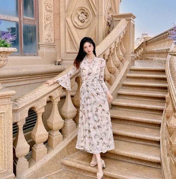 <璀璨女神>秋季时尚高贵优雅气质修身中长款连衣裙碎花法式温柔