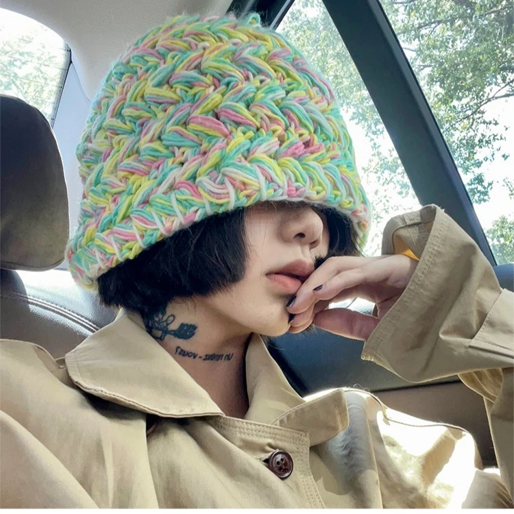 混色粗毛线手工编织毛线帽女秋冬时尚百搭保暖护耳针织水桶盆帽潮