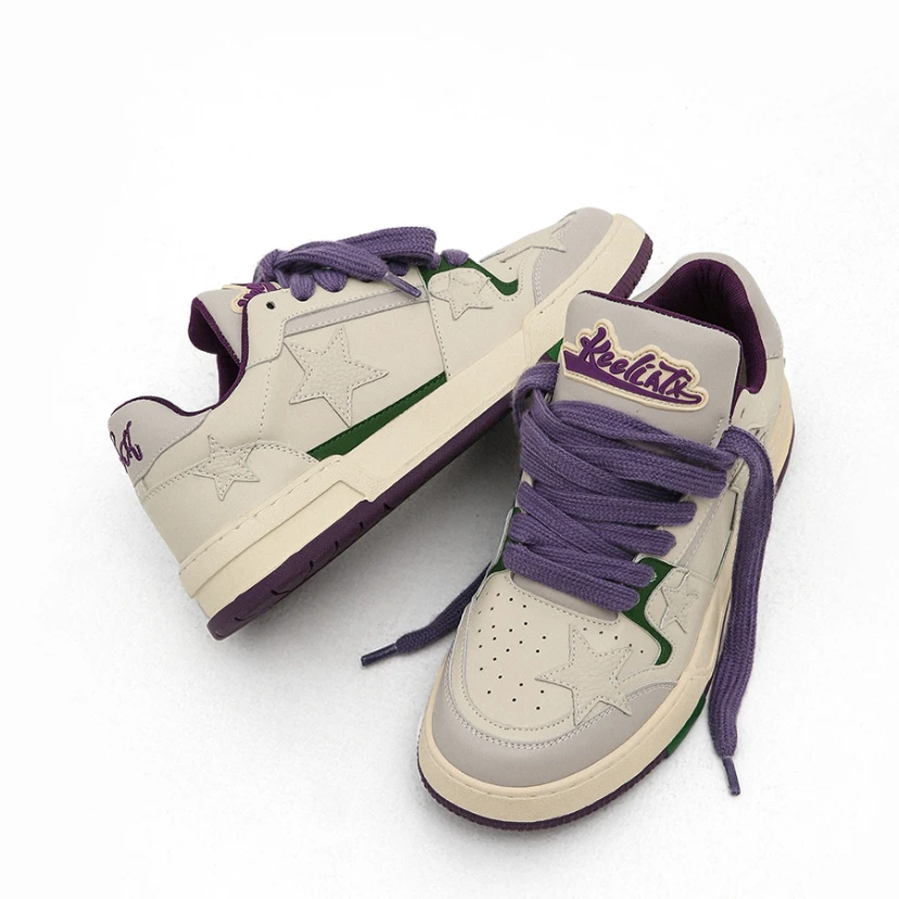 【小扬哥推荐】巴斯光年百搭情侣板鞋小众设计低帮运动休闲潮流