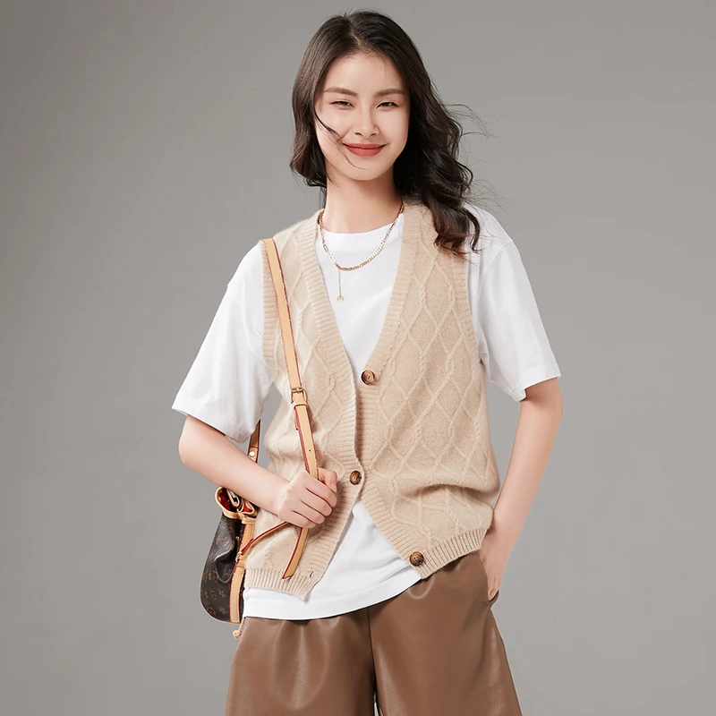 100纯山羊绒女士绞花加厚复古马甲