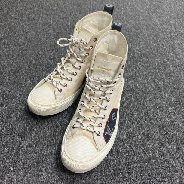 95新 LouisVuitton/路易威登 /43码/倒Logo高帮板鞋/公价6300/