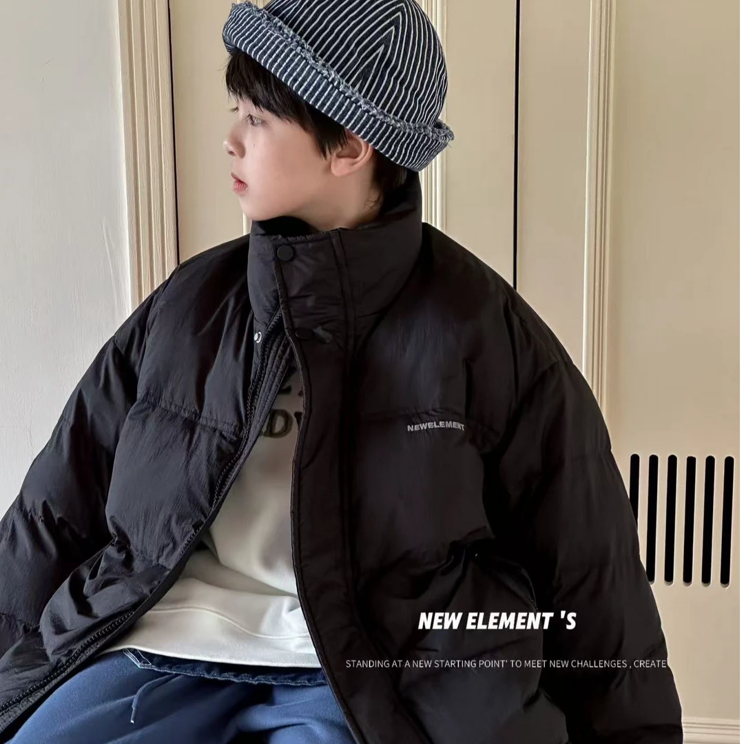 5018冬款黑色短款羽绒服