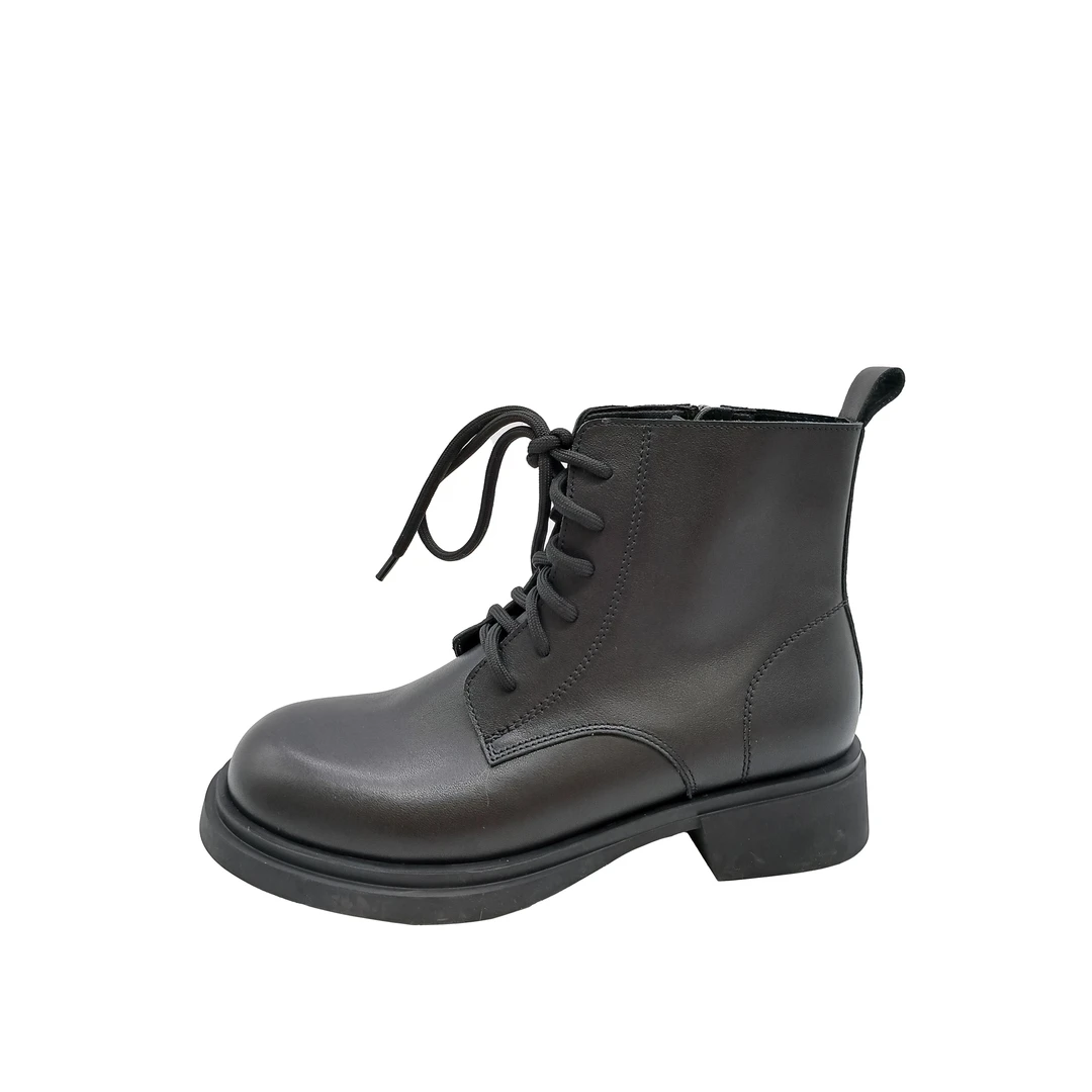 EB秋冬马丁靴简约百搭女靴 B22627516