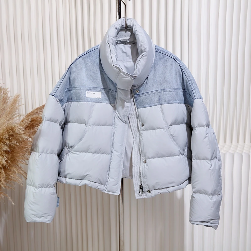 牛仔拼接羽绒服女短款2024冬季新款90白鸭绒面包服时尚外套