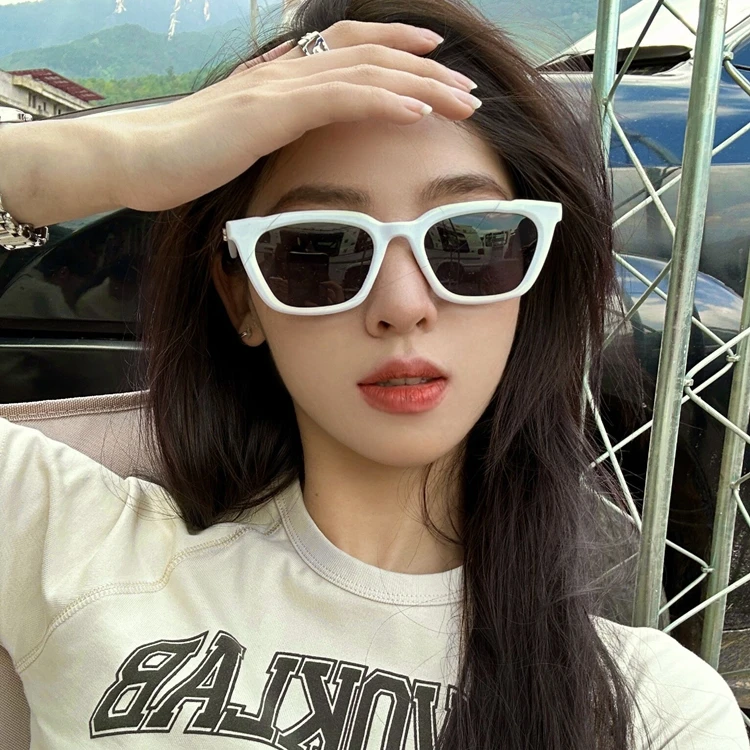 jennie同款小脸gm墨镜女高级感网红街拍方圆脸太阳眼镜防紫外线