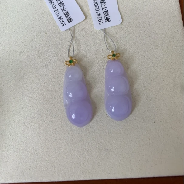 天然缅甸a货翡翠18k金蝴蝶结扣豆子（多样性发其一）