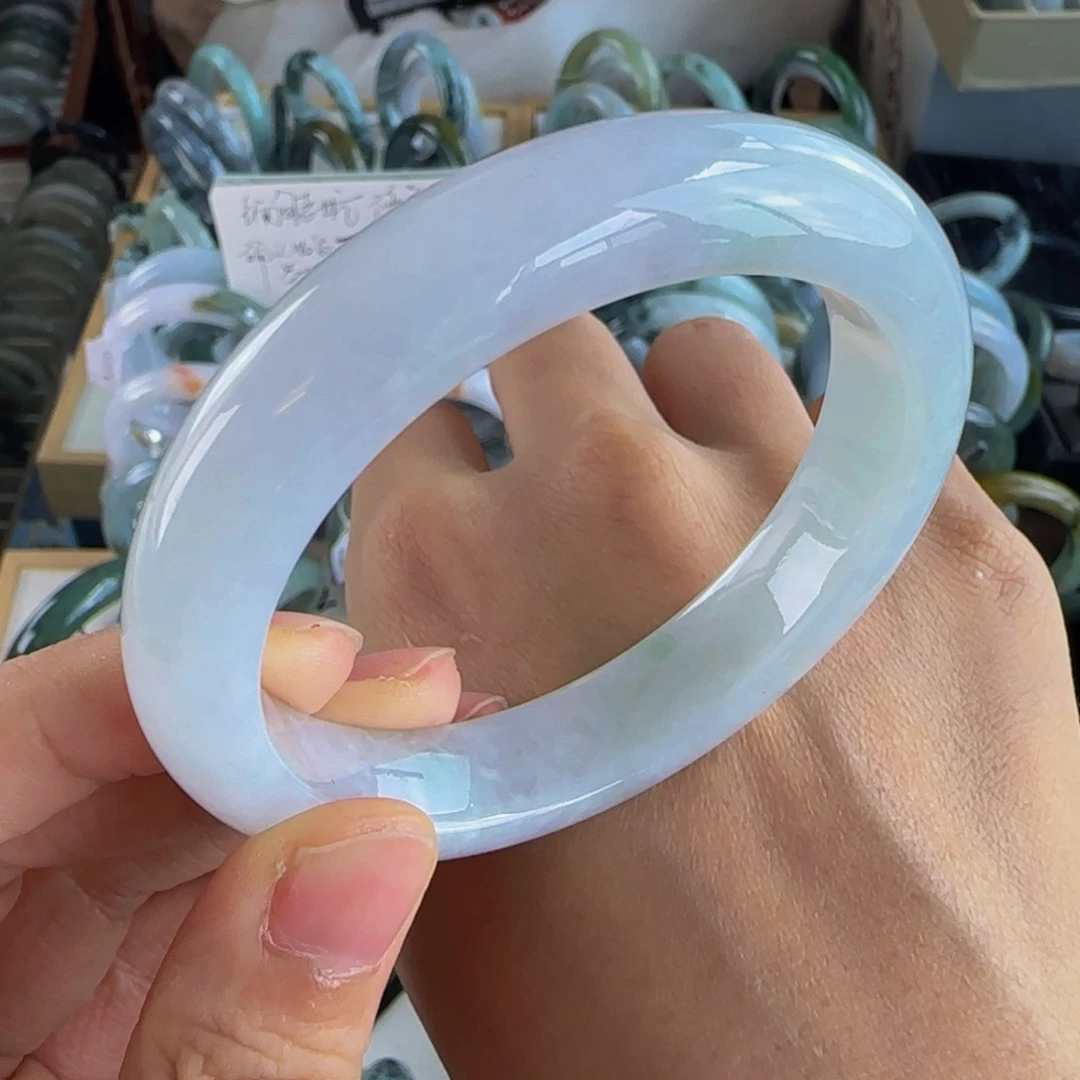 【闪购商品】翡翠手镯未镶嵌老坑55