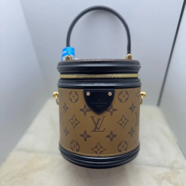 99新 LouisVuitton/路易威登 经典老花发财桶斜挎包！（芯片）