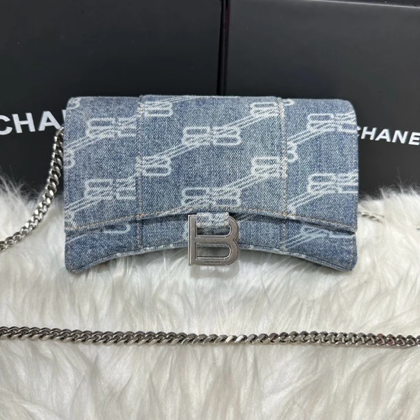 99新 Balenciaga/巴黎世家 老花牛仔woc斜挎单肩包