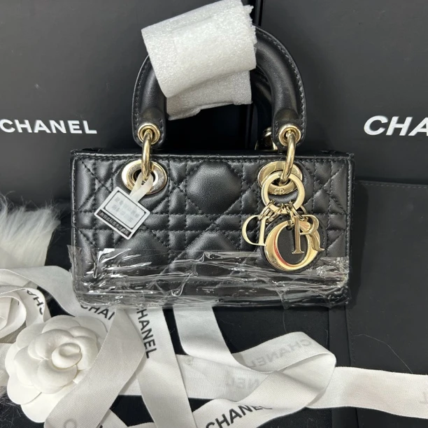 95新 DIOR/迪奥 黑金横版戴妃d joy(23年编码）