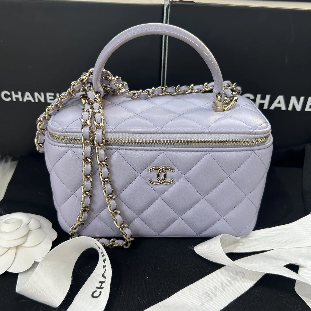 95新 Chanel/香奈儿 淡紫色手柄长盒子（31开）