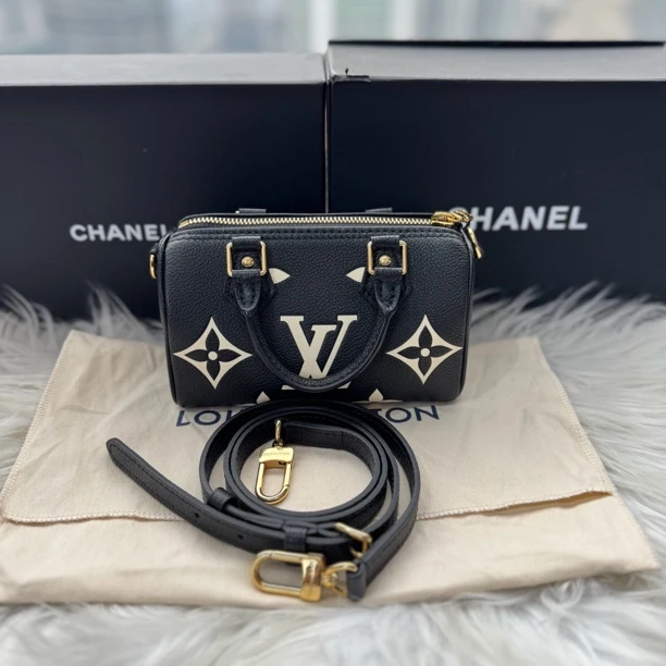 99新 LouisVuitton/路易威登 黑色speedy nano