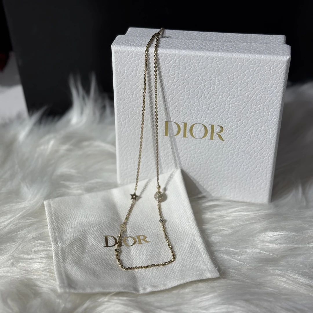 99新 DIOR/迪奥 金色小球五角星cd项链（250）