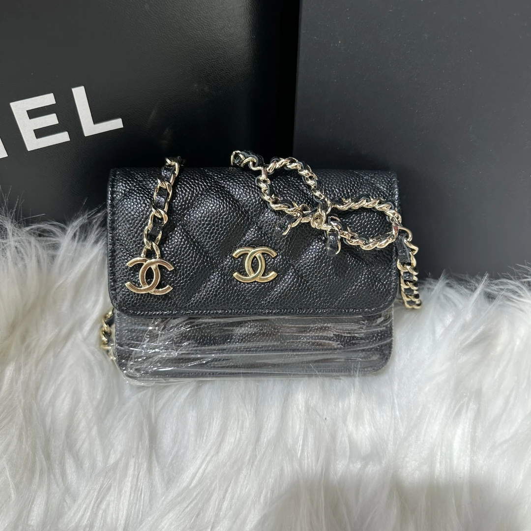 95新 Chanel/香奈儿 黑金蝴蝶结链条零钱包（芯片）