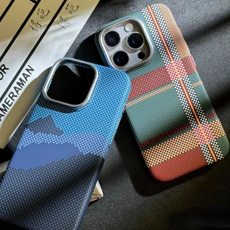 适用苹果iphone15ProMax手机壳高级感磁吸凯夫拉纹理磨砂超薄防摔