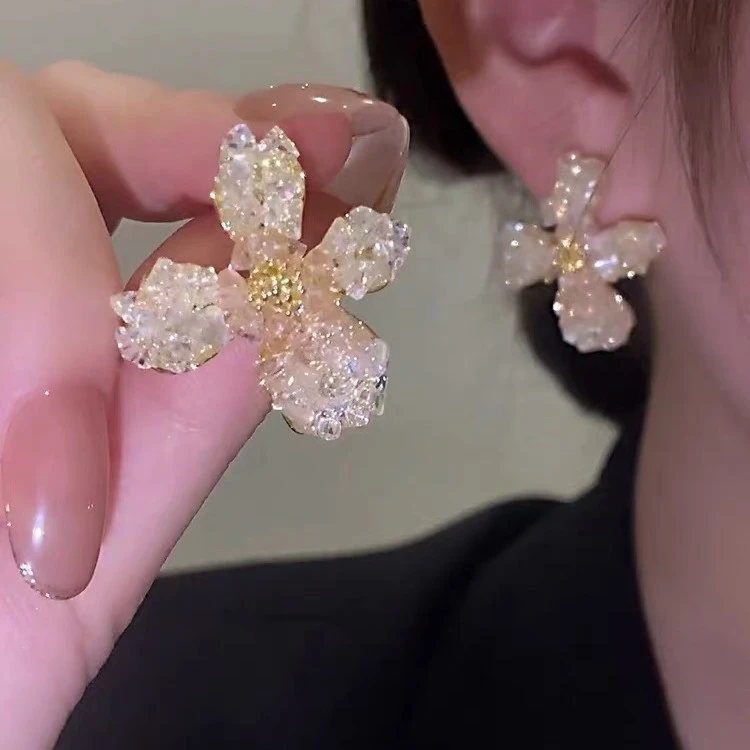 铜合金耳饰 『晴天』轻奢花朵耳环新款气质韩国网红高级感女E097