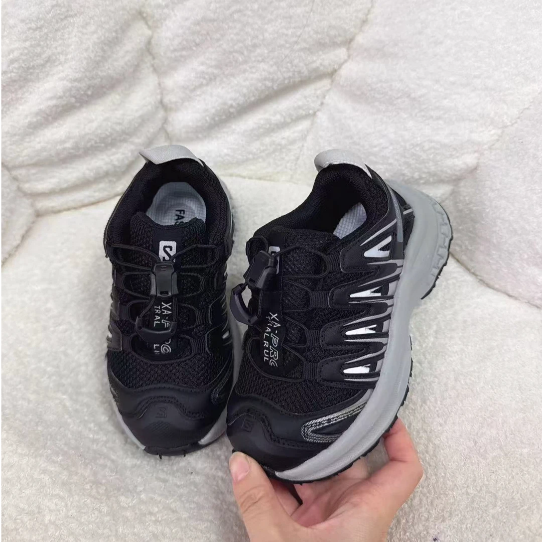 25006高端儿童时尚百搭舒适萨家同款皮面单里运动鞋