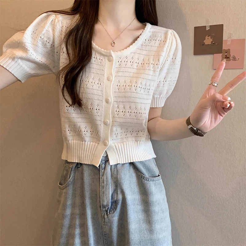 法式小香风上衣女短款洋气夏季新款显瘦镂空短袖冰丝针织衫t恤女