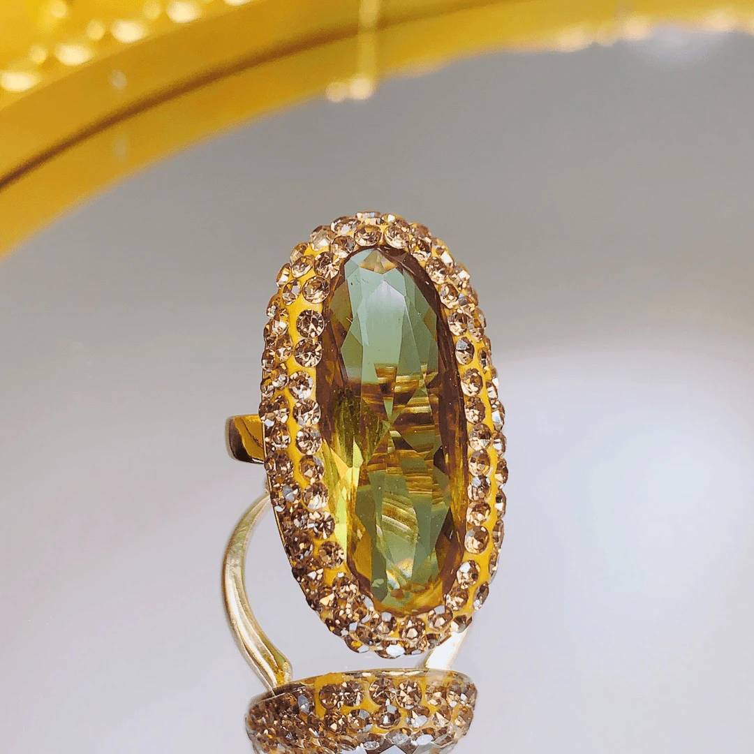 铜合金戒指 608 经典轻奢长椭圆变色苏丹石戒指气质