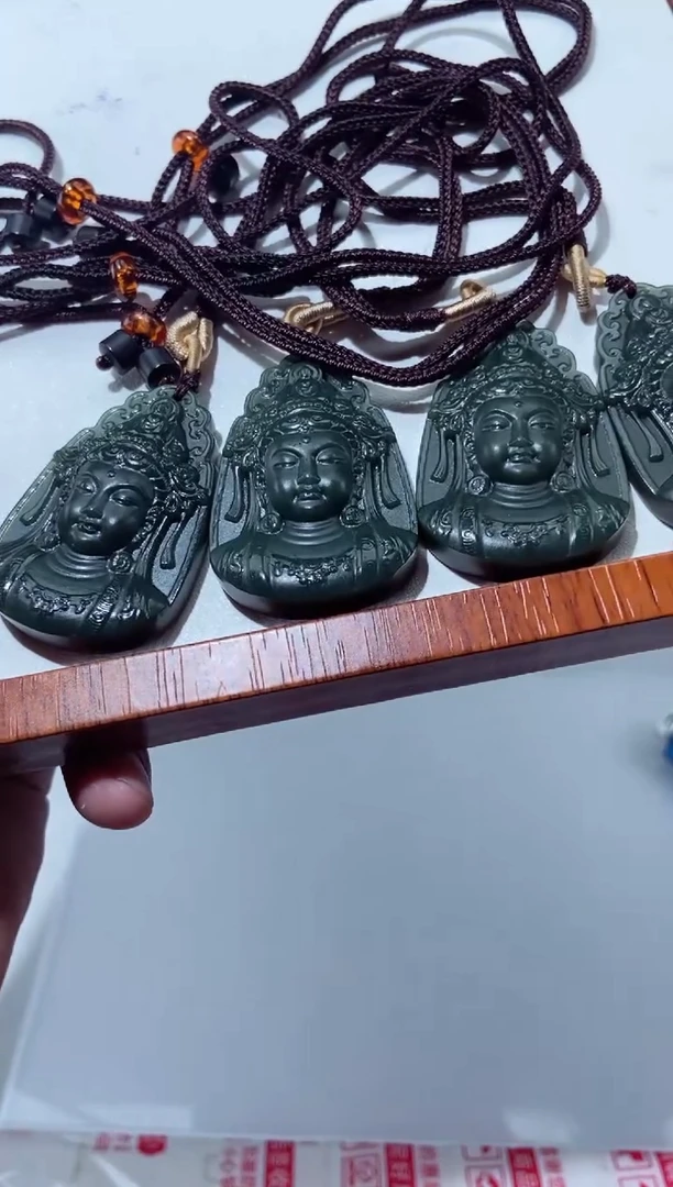 【闪购商品】定制和田玉天然和田玉多样性发其一